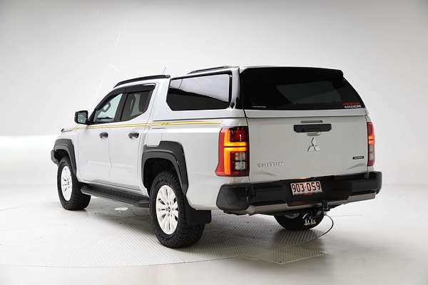 2025 Mitsubishi Triton GSR MV 4X4 thumb-4