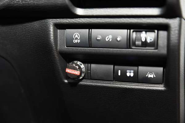 2025 Mitsubishi Triton GSR MV 4X4 thumb-15