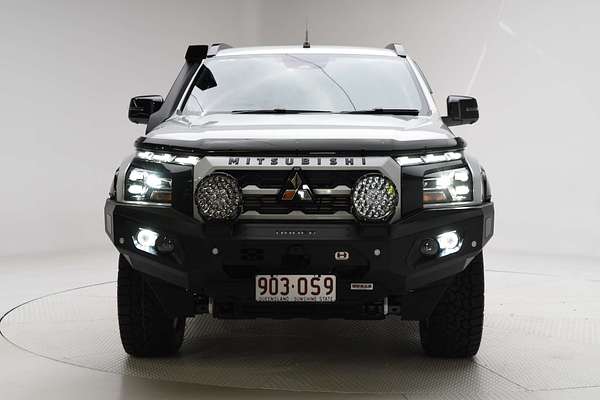 2025 Mitsubishi Triton GSR MV 4X4 thumb-2