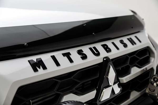 2025 Mitsubishi Triton GSR MV 4X4 thumb-30