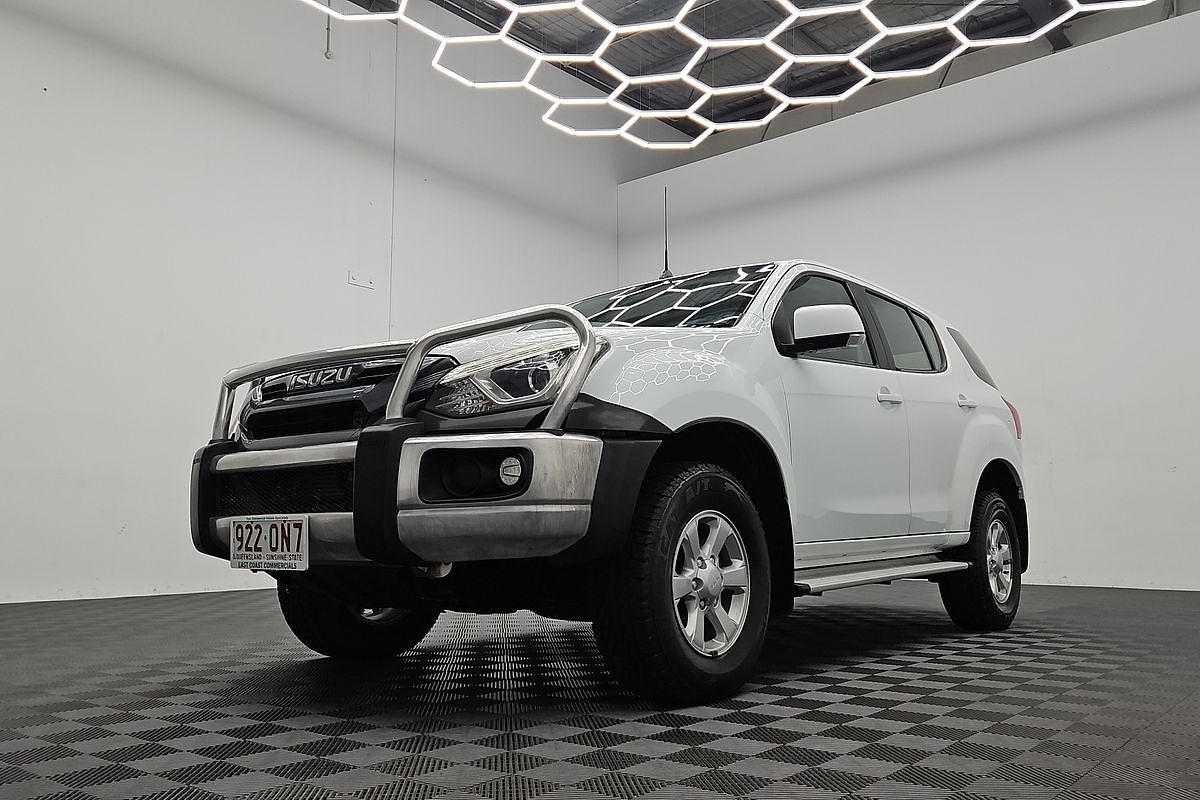 2020 Isuzu MU-X LS-M