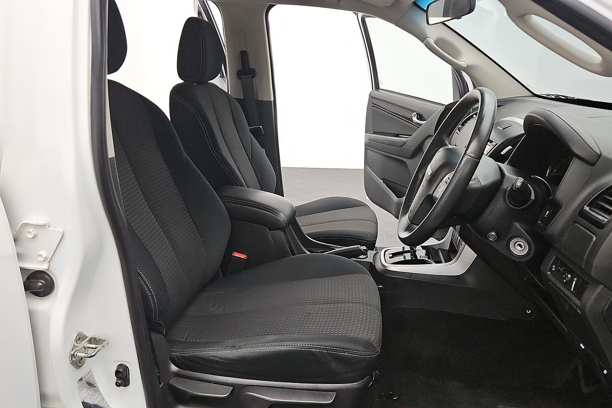 2020 Isuzu MU-X LS-M