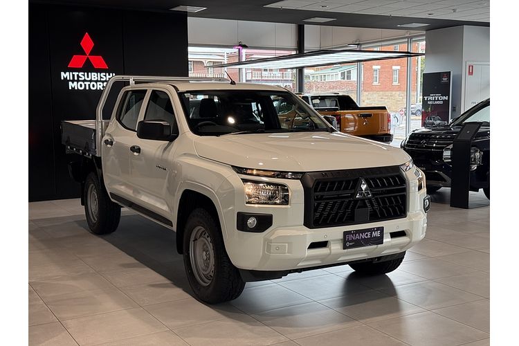 2025 Mitsubishi Triton GLX MV 4X4