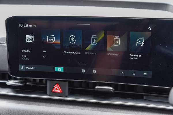 2025 Kia Carnival Sport+ HEV KA4 PE thumb-13