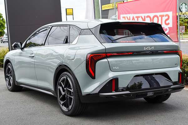 2025 Kia K4 GT-Line CL4m thumb-5