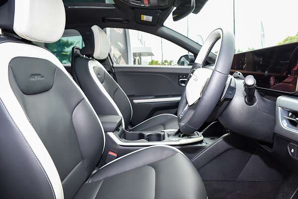 2025 Kia K4 GT-Line CL4m thumb-9