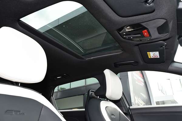 2025 Kia K4 GT-Line CL4m thumb-14