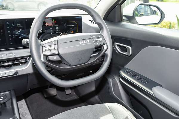 2025 Kia K4 S CL4m thumb-17
