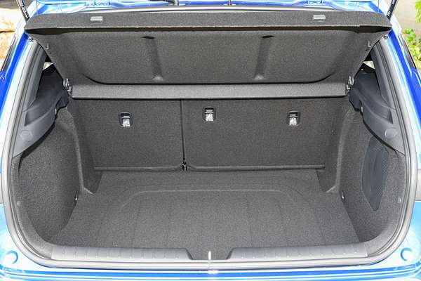 2025 Kia K4 GT-Line CL4m thumb-18