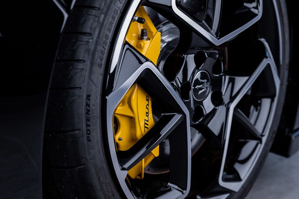 2022 Maserati MC20 M240