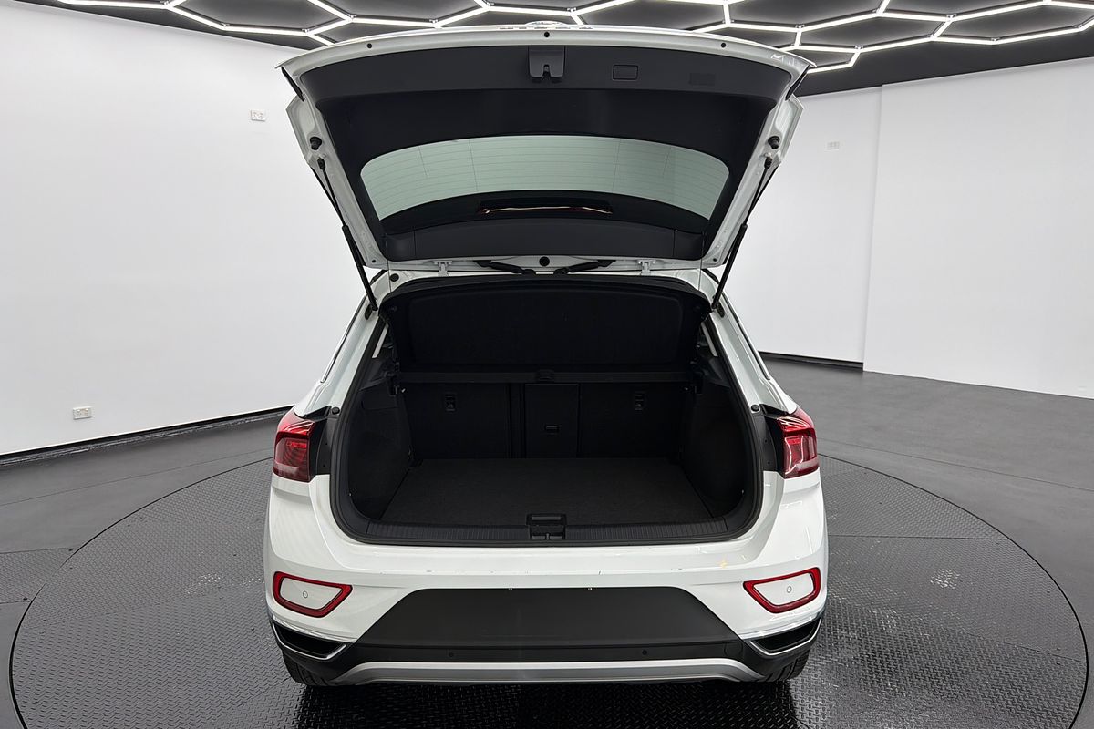 2023 Volkswagen T-Roc 110TSI Style D11