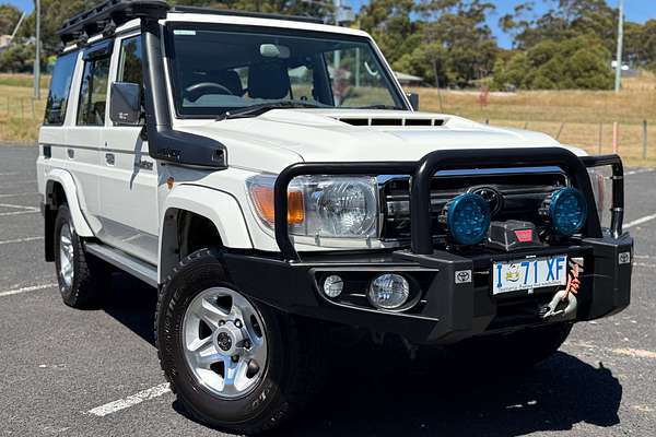 2018 Toyota Landcruiser GXL VDJ76R