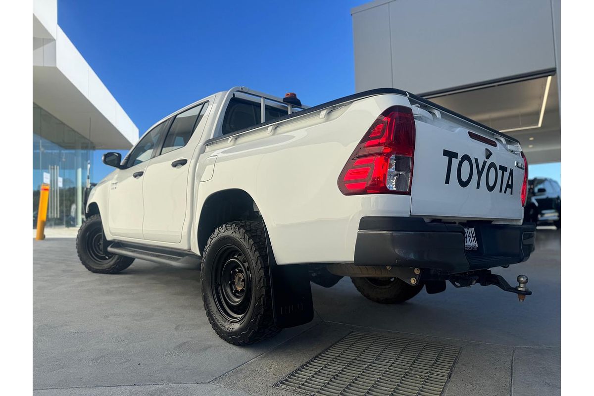 2020 Toyota Hilux SR GUN126R 4X4