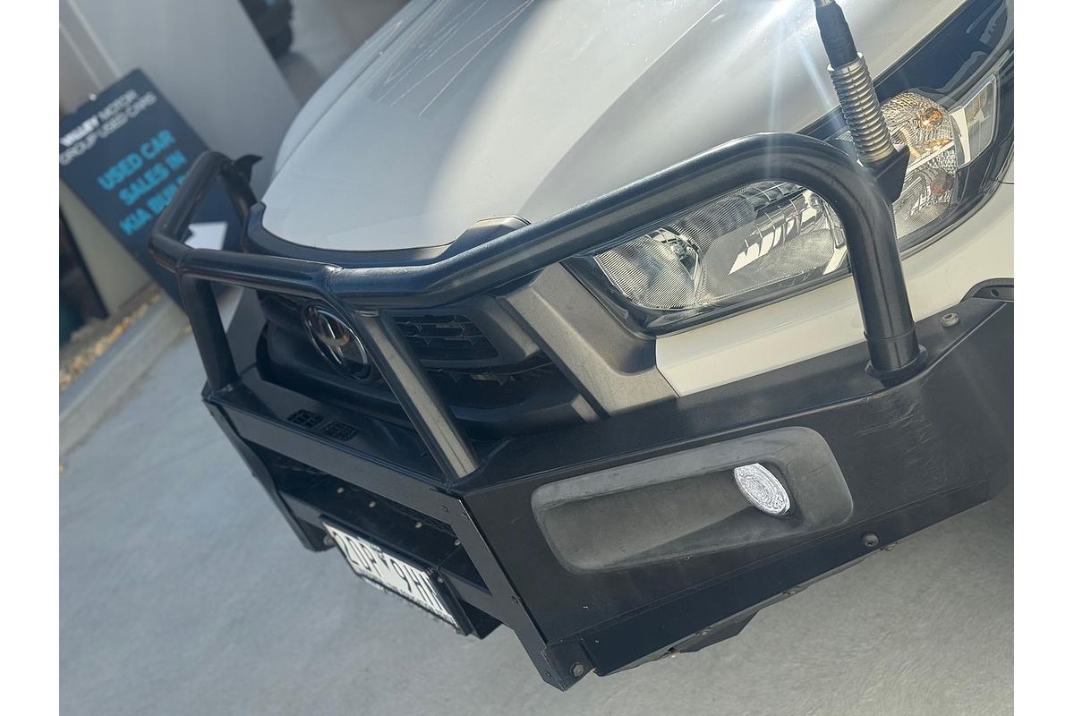 2020 Toyota Hilux SR GUN126R 4X4