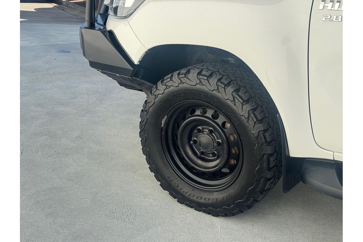 2020 Toyota Hilux SR GUN126R 4X4