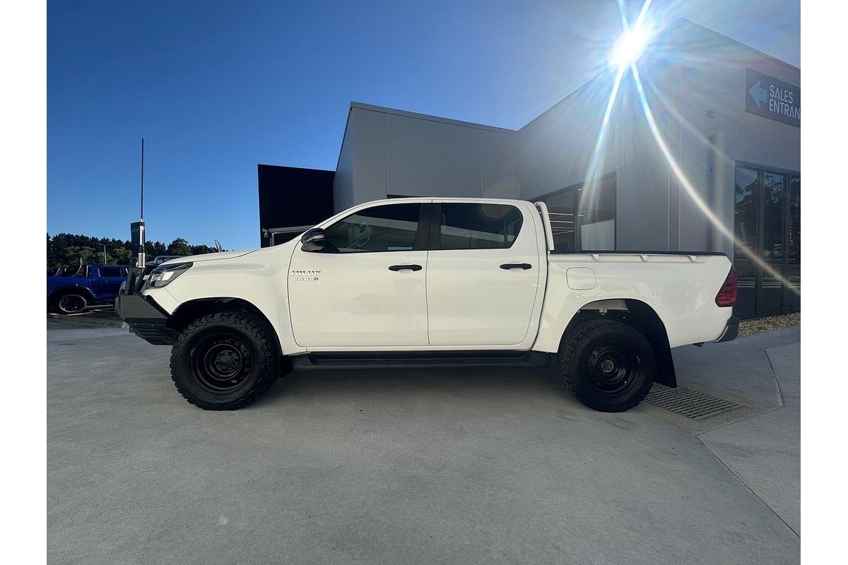 2020 Toyota Hilux SR GUN126R 4X4