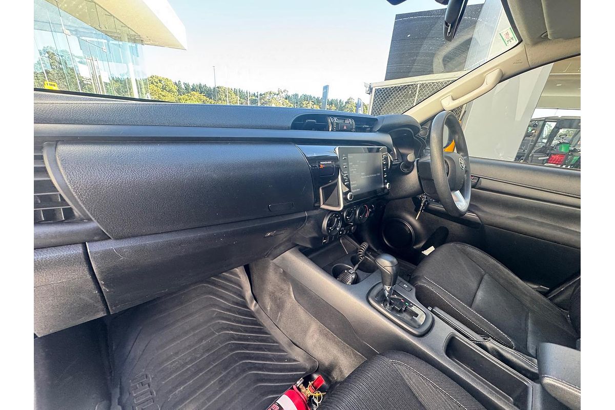 2020 Toyota Hilux SR GUN126R 4X4