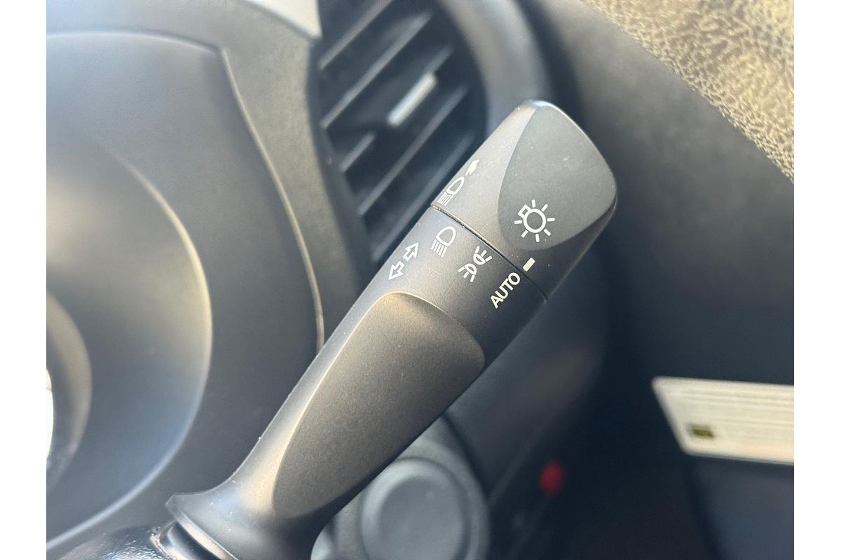 2020 Toyota Hilux SR GUN126R 4X4