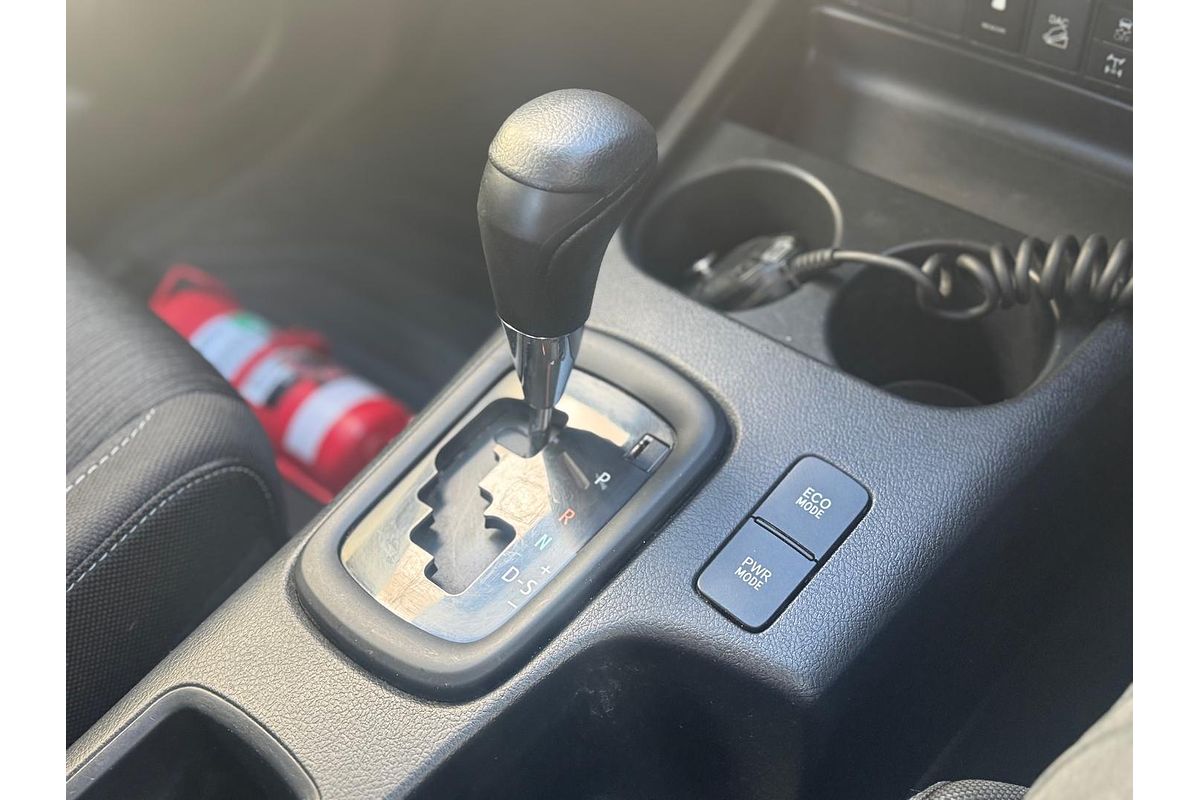 2020 Toyota Hilux SR GUN126R 4X4