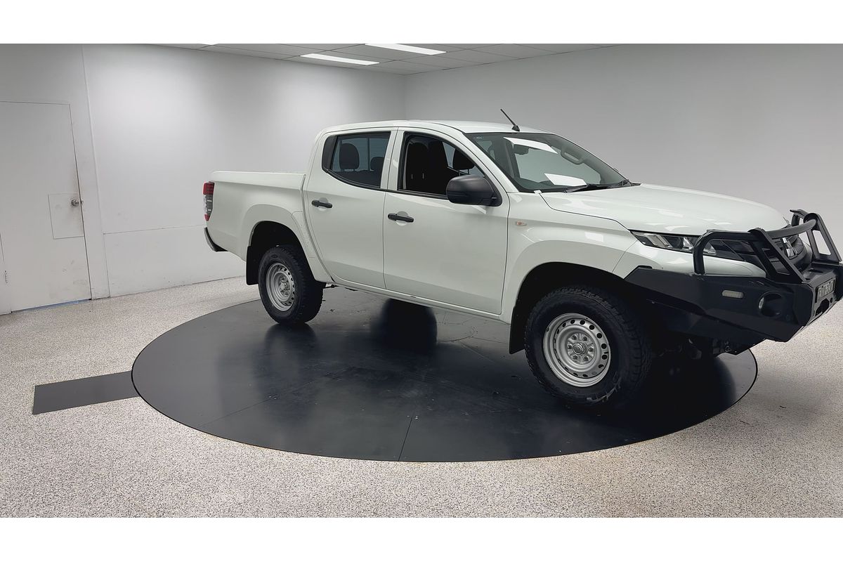 2020 Mitsubishi Triton GLX ADAS MR 4X4