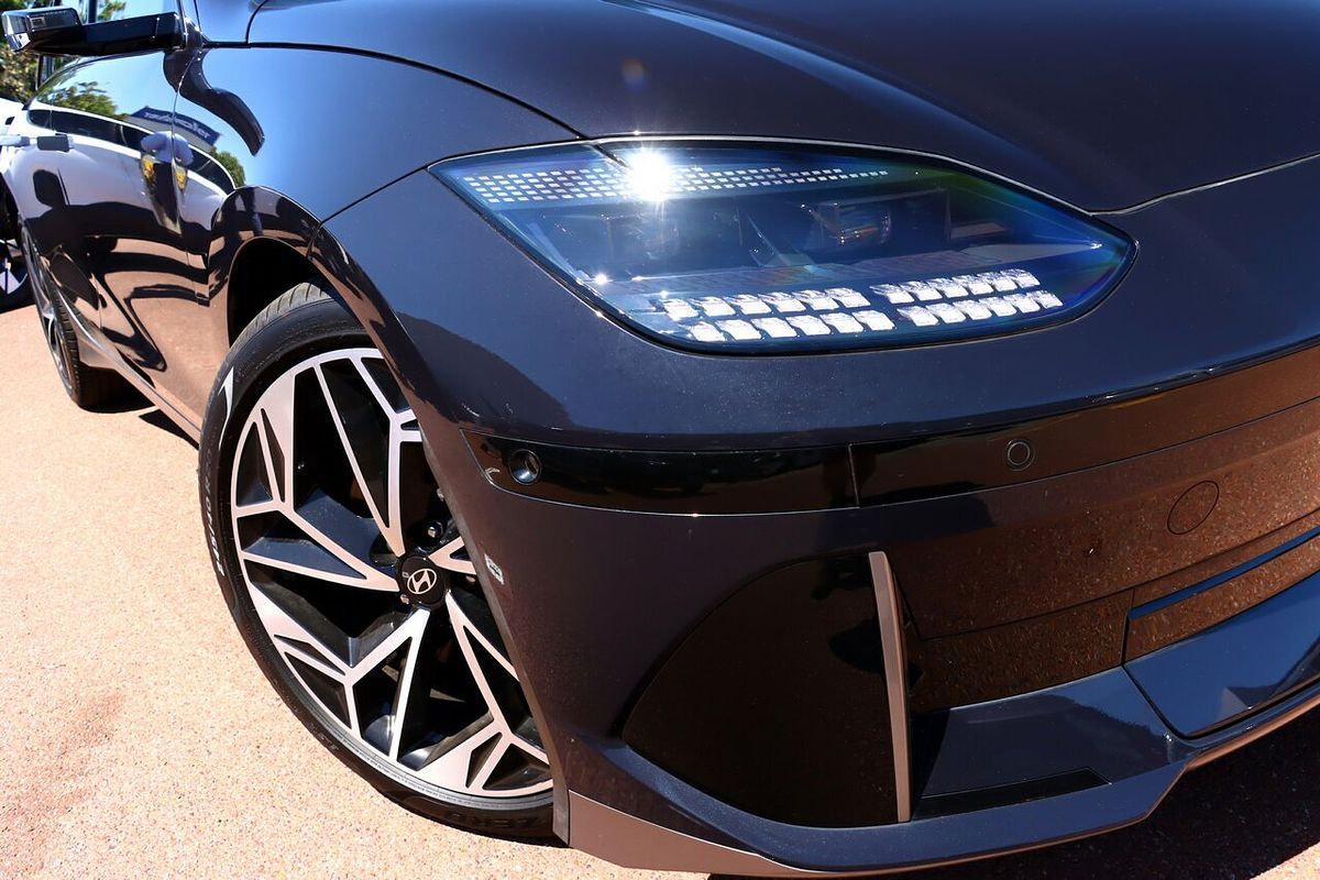 2025 Hyundai IONIQ 6 EPIQ CE.V3