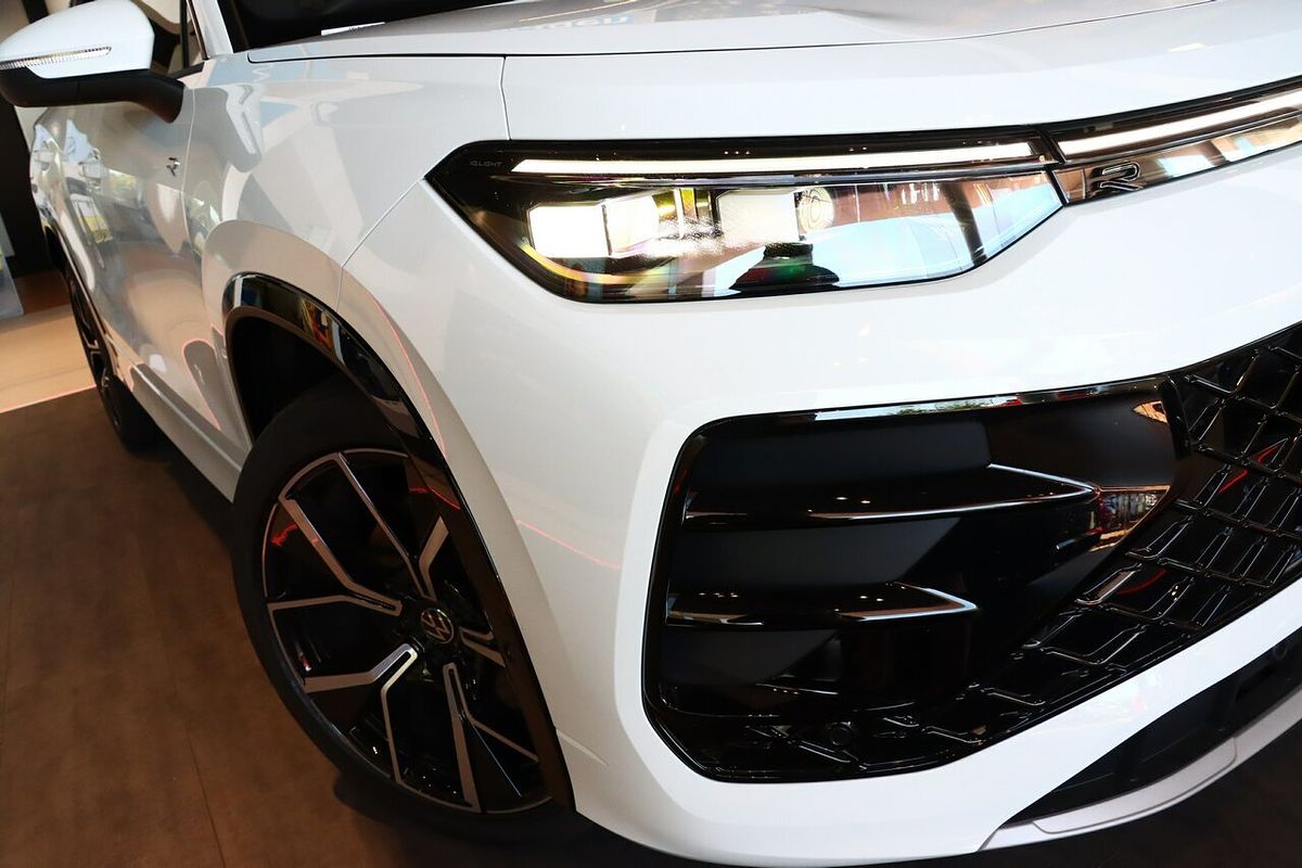 2025 Volkswagen Tayron 195TSI R-Line R4