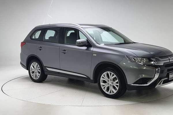 2019 Mitsubishi Outlander ES ZL thumb-1