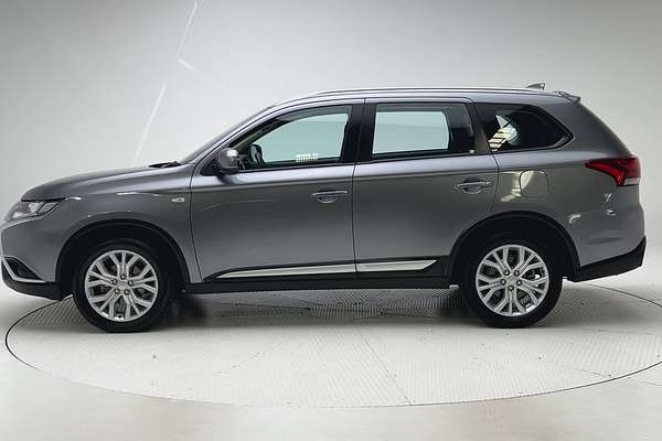 2019 Mitsubishi Outlander ES ZL thumb-4