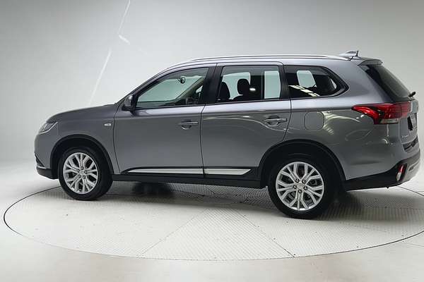 2019 Mitsubishi Outlander ES ZL thumb-5