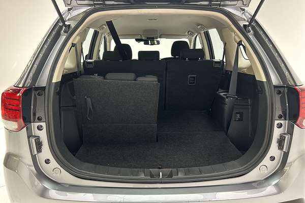 2019 Mitsubishi Outlander ES ZL thumb-20