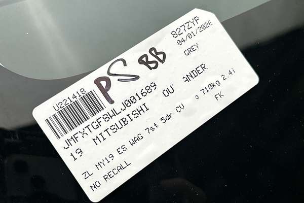 2019 Mitsubishi Outlander ES ZL thumb-23