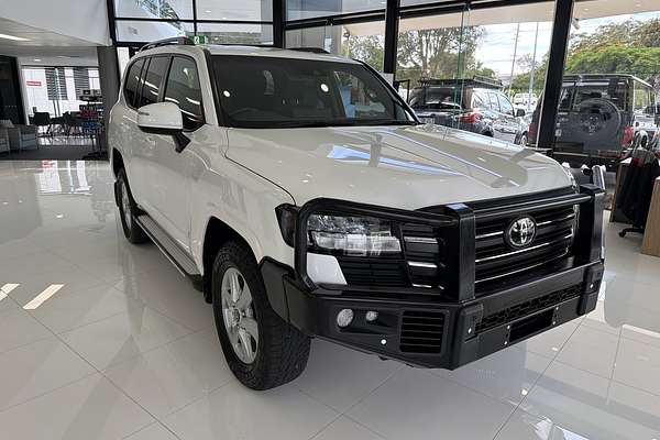 2023 Toyota Landcruiser GXL FJA300R