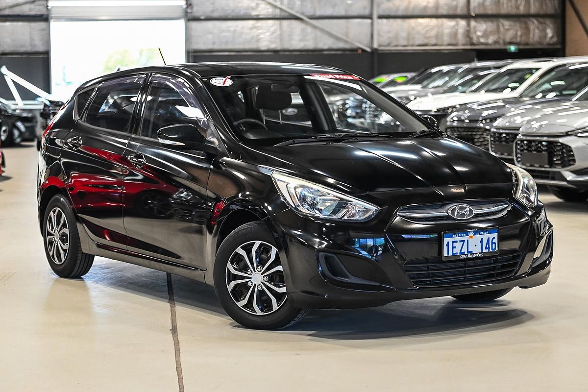 2015 Hyundai Accent Active RB3