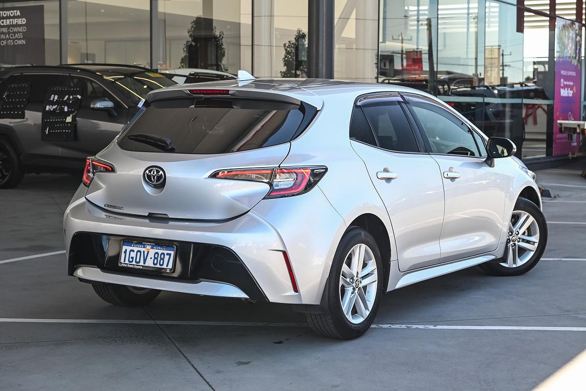 2018 Toyota COROLLA ASCENT SPORT MZEA12R