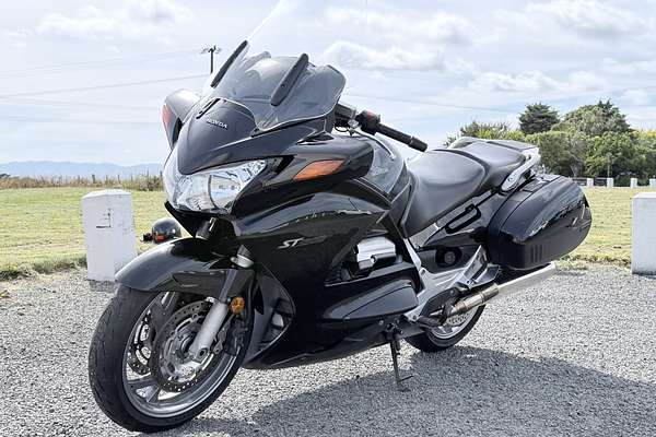 2011 Honda 1300 1300