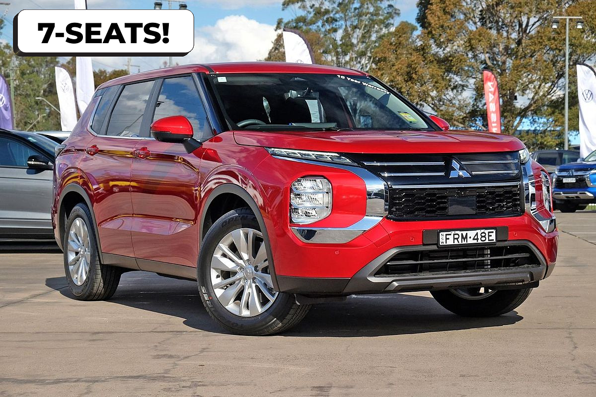 2025 Mitsubishi Outlander ES ZM