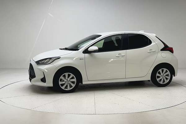 2024 Toyota Yaris SX MXPA10R thumb-6