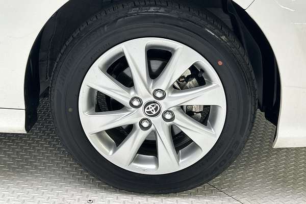 2024 Toyota Yaris SX MXPA10R thumb-9