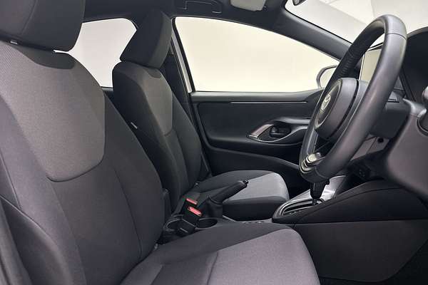 2024 Toyota Yaris SX MXPA10R thumb-12