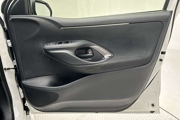 2024 Toyota Yaris SX MXPA10R thumb-18