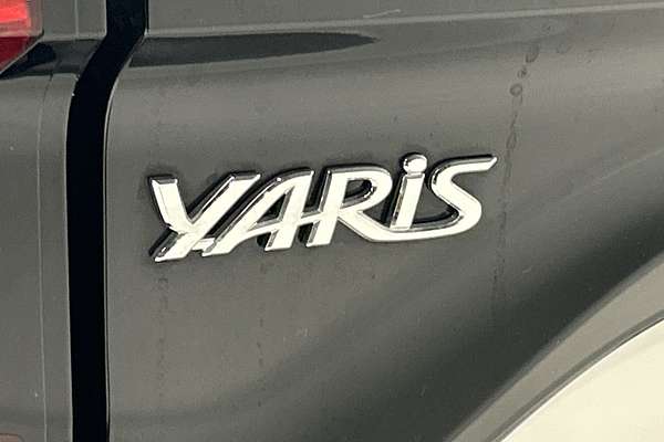 2024 Toyota Yaris SX MXPA10R thumb-21