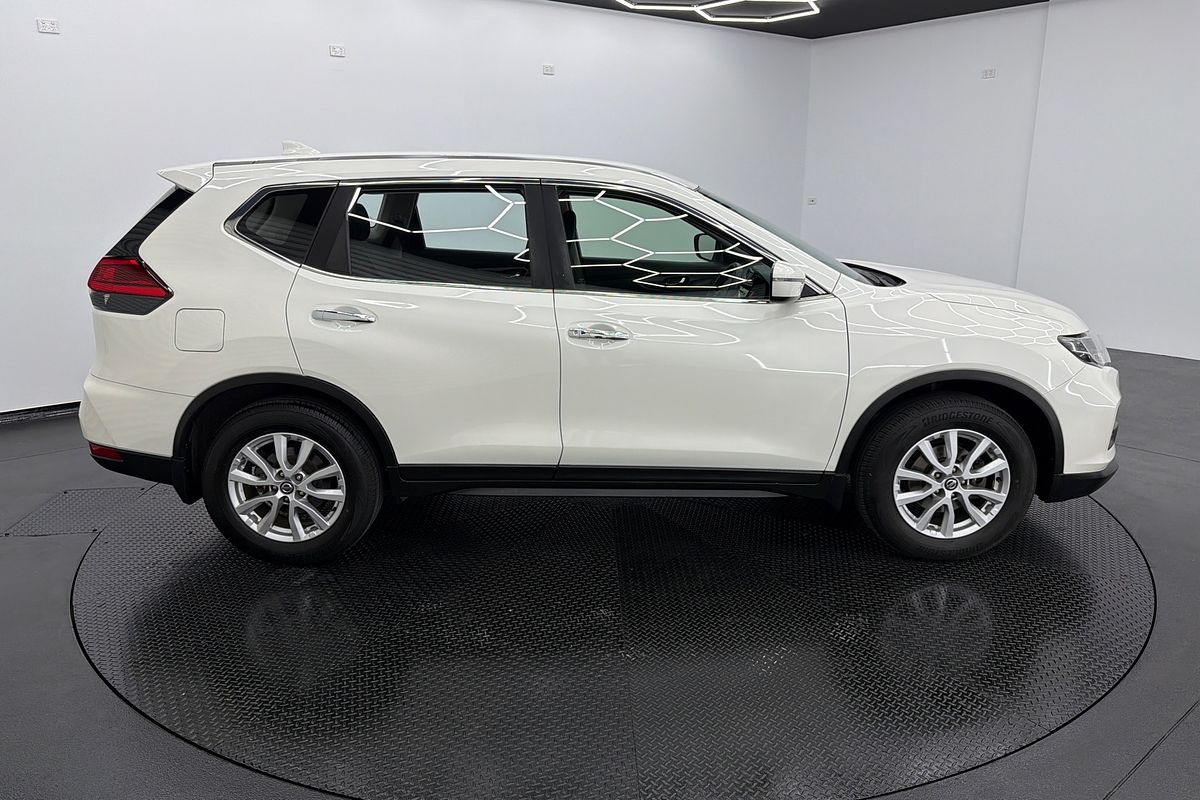 2017 Nissan X-TRAIL ST T32