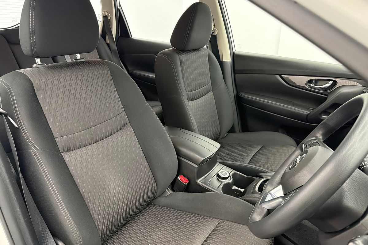 2017 Nissan X-TRAIL ST T32