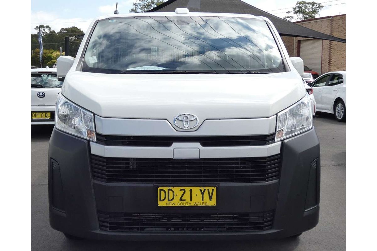 2022 Toyota Hiace  GDH300R LWB