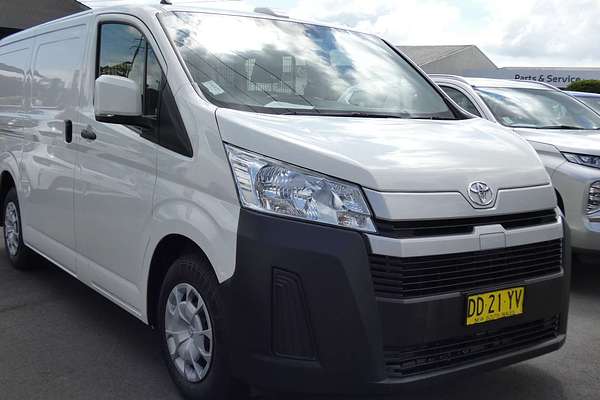 2022 Toyota Hiace  GDH300R LWB
