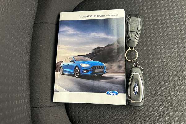 2019 Ford Focus ST-Line SA thumb-19