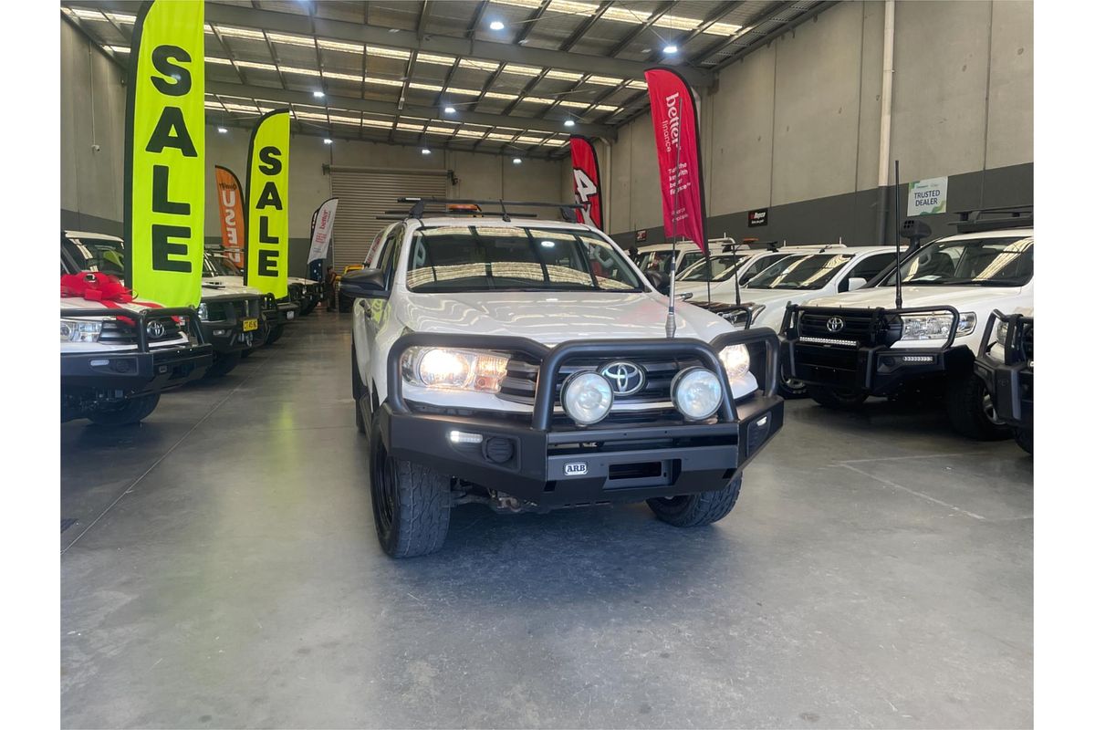 2018 Toyota Hilux SR GUN126R 4X4