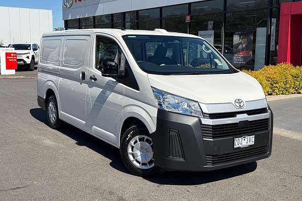 2025 Toyota Hiace GDH300R LWB