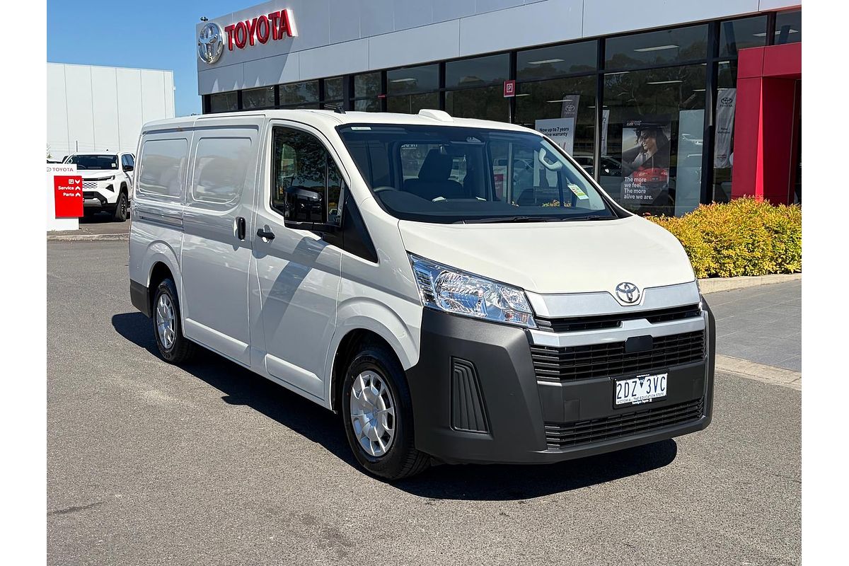 2025 Toyota Hiace GDH300R LWB