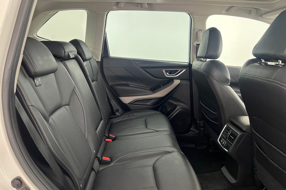 2022 Subaru Forester 2.5i-S S5